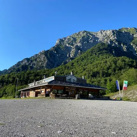 Rifugio Trifoglio Ass. Lombardia * Valtorta